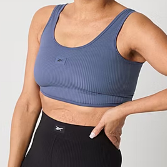 Reebok Light Support Rib Twist Back Sports Bra - Picture 5 of 6